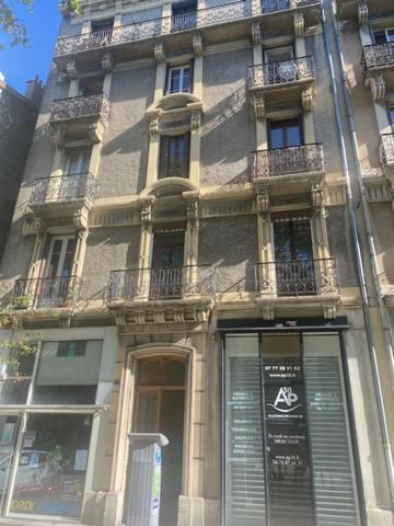 Jean Jaures - Hyper Centre Grenoble Apartment Exterior photo